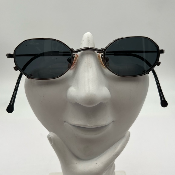 Vintage Minimize Gunmetal Oval Sunglasses Frames 5102 - Picture 1 of 6